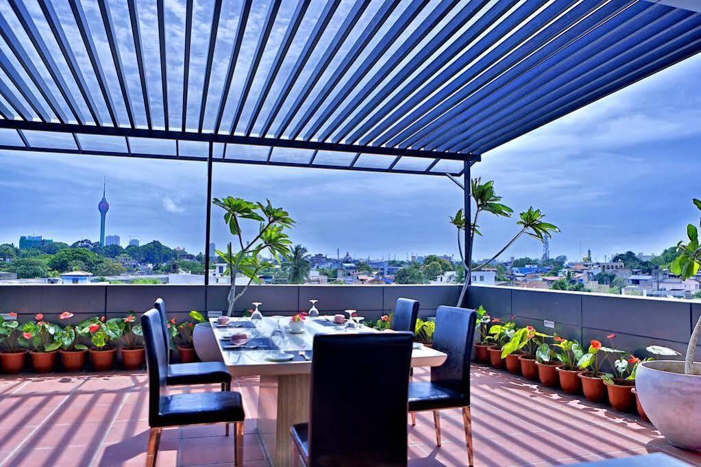 Hotel Earl'S Red Colombo Esterno foto