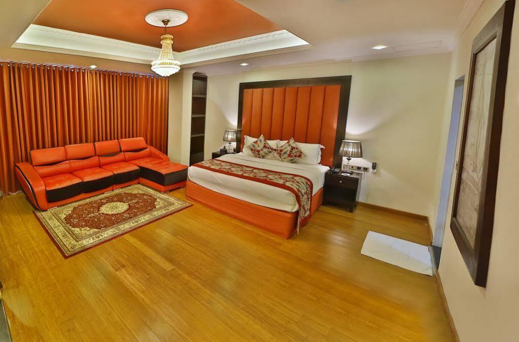Hotel Earl'S Red Colombo Esterno foto