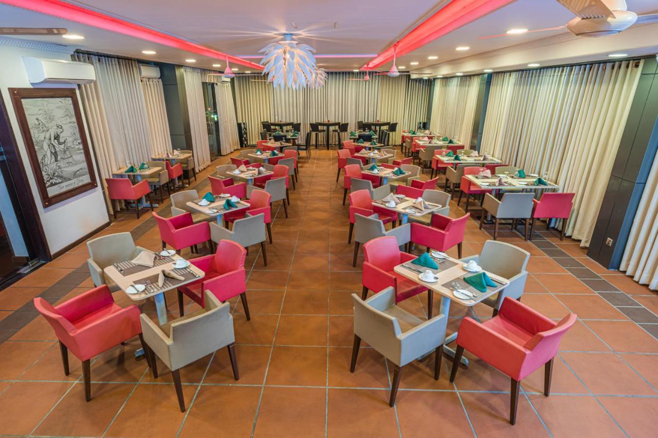 Hotel Earl'S Red Colombo Esterno foto