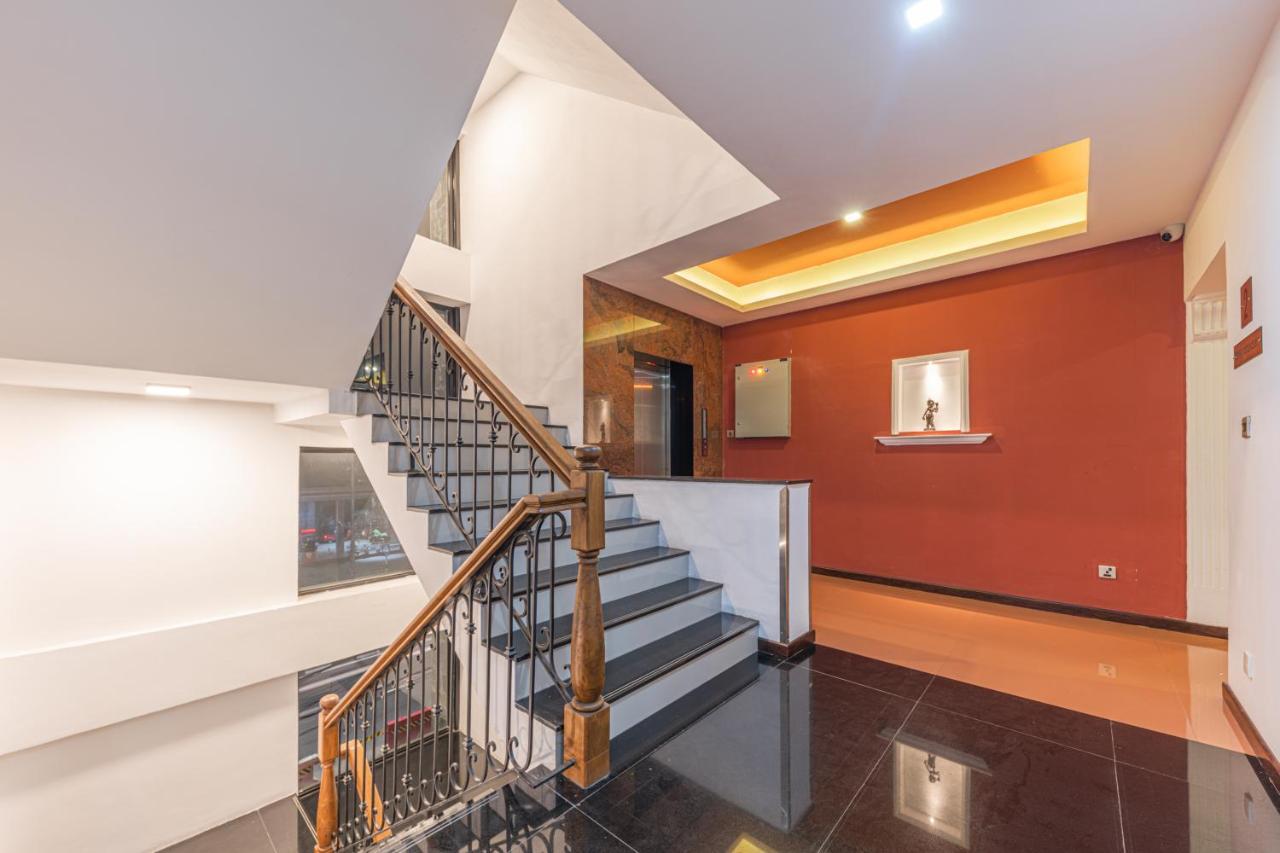 Hotel Earl'S Red Colombo Esterno foto